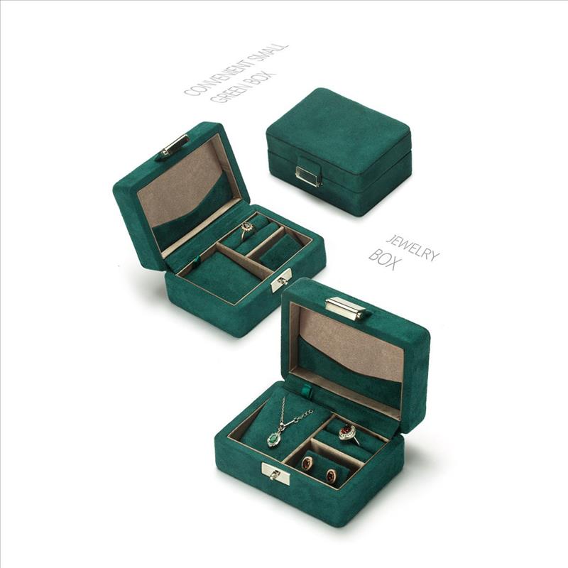 Green Color Velvet Wrapped Traveling Jewelry Box